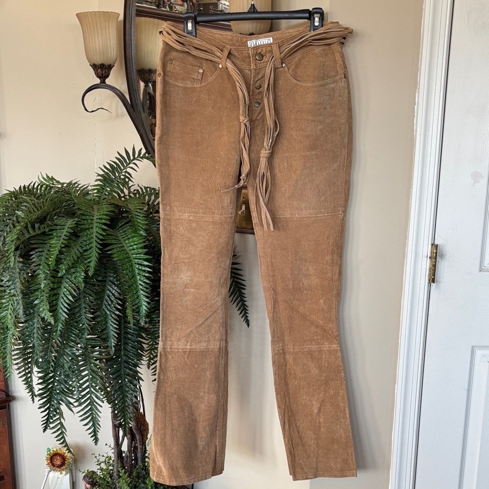 NWOT BB Dakota 100% Genuine Suede Leather Button Up Tan Pants w/ Tassel Belt